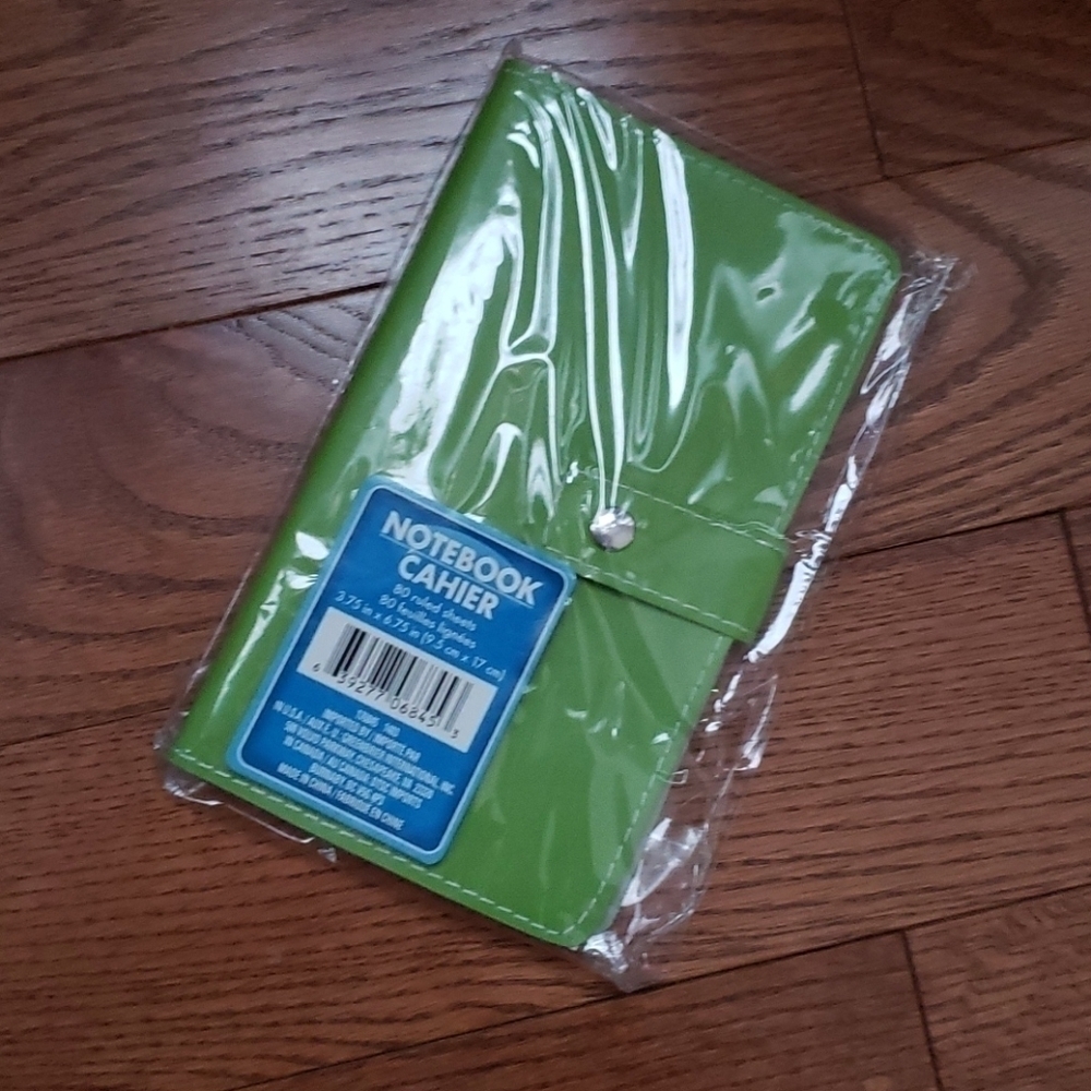 𝅺notebook cahier. New